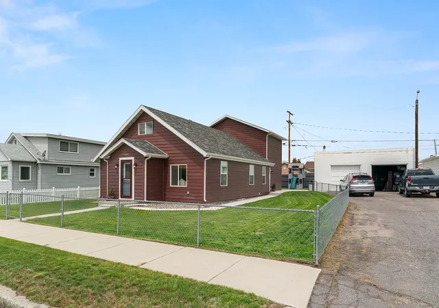4th image of 2603 Yale Ave, Butte, MT 59701 | MLS# 30072298