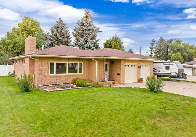 Homes for sale in Great Falls, MT | 2212 Beech Dr, Great Falls, MT 59404 | MLS# 30072434