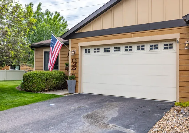 Photo 3 of Townhouse for sale at 110 Granary Ridge Dr, Kalispell, MT 59901 | MLS# 30072014 | Listing updated on 2026-07-06