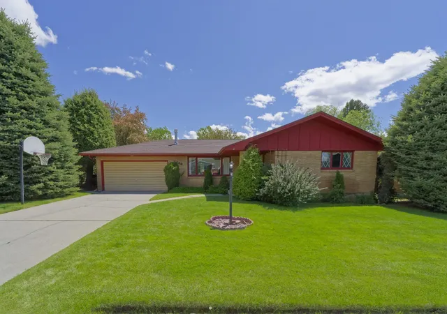 1st image of 3440 St Ann St, Butte, MT 59701 | MLS# 30072515