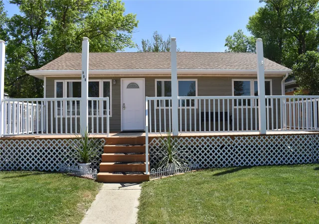 Homes for sale in Shelby, MT | 908 Turner Ave, Shelby, MT 59474 | MLS# 30072519