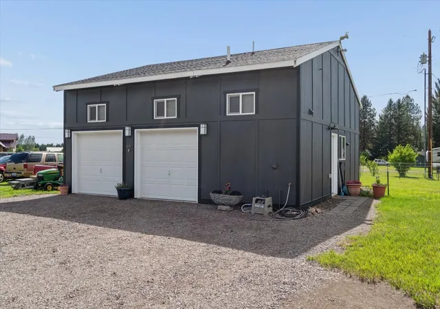 2nd image of 117 Bad Rock Dr, Columbia Falls, MT 59912 | MLS# 30072375