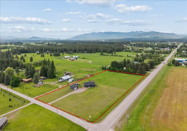 57th image of 117 Bad Rock Dr, Columbia Falls, MT 59912 | MLS# 30072375