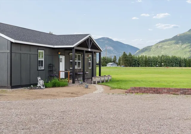 Homes for sale in Columbia Falls, MT | 117 Bad Rock Dr, Columbia Falls, MT 59912 | MLS# 30072375