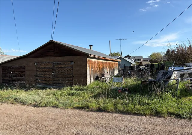 Homes for sale in Philipsburg, MT | 109 E Hickey St E, Philipsburg, MT 59858 | MLS# 30072261