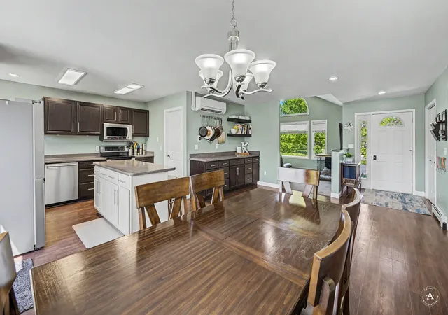 Photo 5 of Single family home for sale at 215 Katy Ct, Helena, MT 59602 | MLS# 30072557 | Listing updated on 2026-08-29