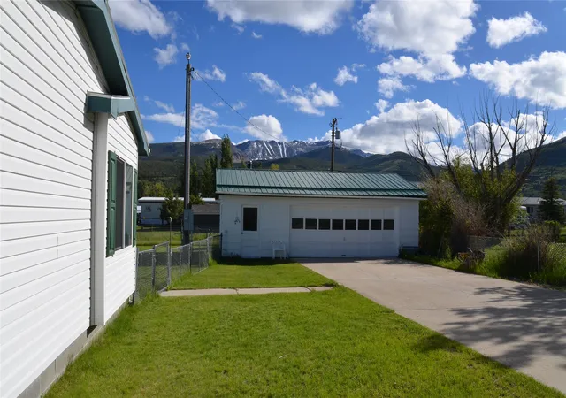 Homes for sale in Anaconda, MT | 205 Rumsey St, Anaconda, MT 59711 | MLS# 30072581