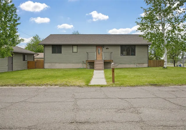 Homes for sale in Butte, MT | 3401 Hancock Ave, Butte, MT 59701 | MLS# 30072584