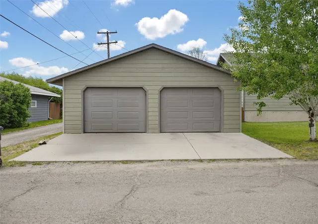 Homes for sale in Butte, MT | 3401 Hancock Ave, Butte, MT 59701 | MLS# 30072584