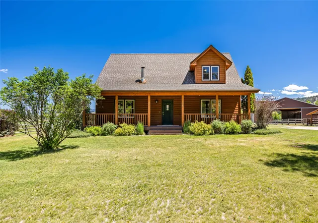 Homes for sale in Hamilton, MT | 561 Camas Creek Loop, Hamilton, MT 59840 | MLS# 30072567