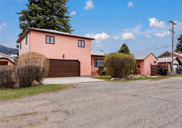 Homes for sale in Butte, MT | 2100 Wall St, Butte, MT 59701 | MLS# 30072418