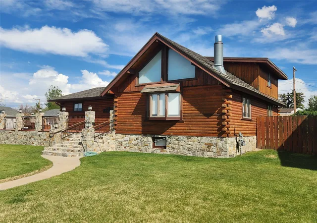 1st image of 313 1st Ave Se, Cut Bank, MT 59427 | MLS# 30070689