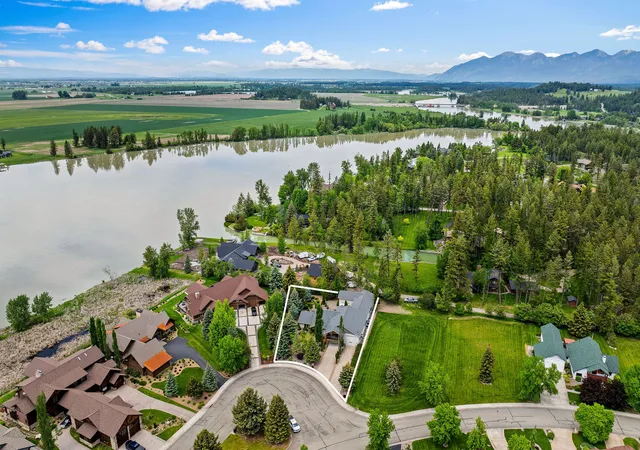 2nd image of 229 Harbor Dr, Bigfork, MT 59911 | MLS# 30072057