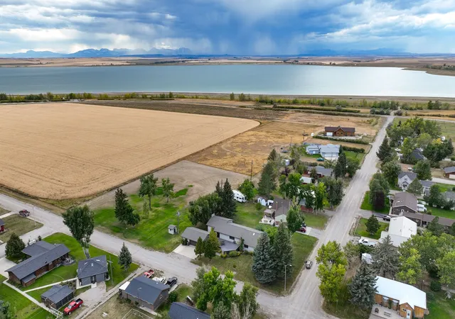 Homes for sale in Valier, MT | 608 2nd St, Valier, MT 59486 | MLS# 30072664