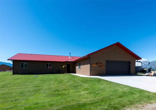 Homes for sale in Plains, MT | 9 Fairway Ct, Plains, MT 59859 | MLS# 30072104