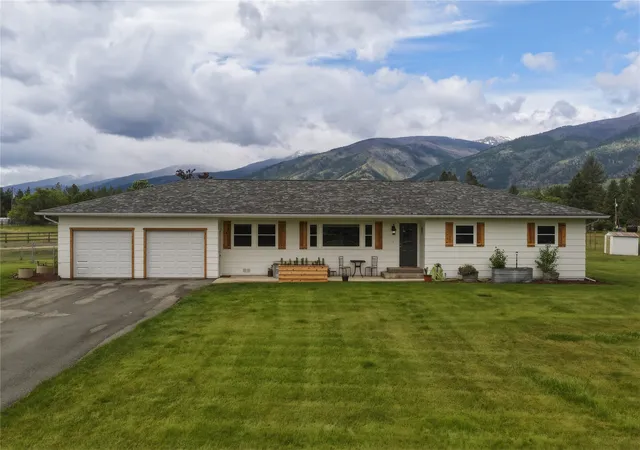 Homes for sale in Florence, MT | 5817 Meadow Vista Dr, Florence, MT 59833 | MLS# 30072785