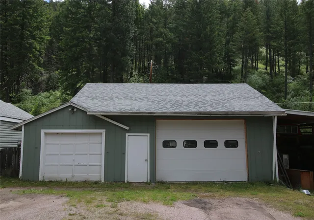 Photo 5 of Single family home for sale at 6350 Pine Cone Dr, Clinton, MT 59825 | MLS# 30072920 | Listing updated on 2026-07-31