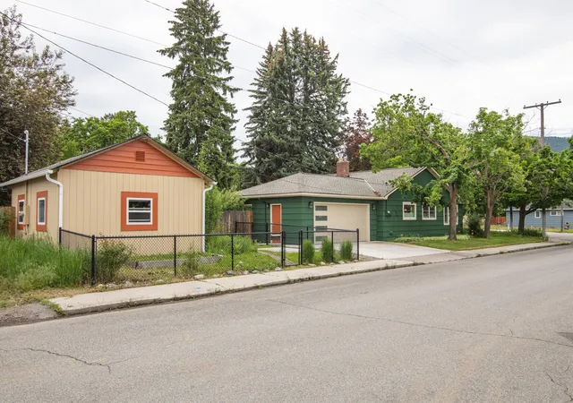 3rd image of 340 South Ave W, Missoula, MT 59801 | MLS# 30072597
