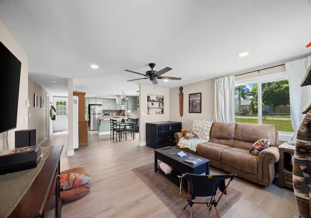 4th image of 834 2Nd St W, Kalispell, MT 59901 | MLS# 30072731