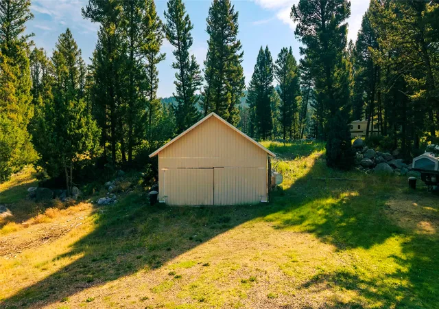 Photo 32 of Single family home for sale at 10 Jackleg Ln, Hall, MT 59837 | MLS# 30072916 | Listing updated on 2026-08-29