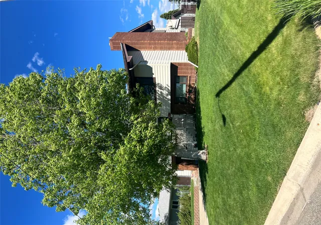 Photo 3 of Single family home for sale at 405 S Kansas St, Conrad, MT 59425 | MLS# 30072965 | Listing updated on 2026-08-27