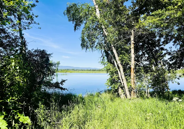4th image of 900 Riverside Rd, Kalispell, MT 59901 | MLS# 30073030