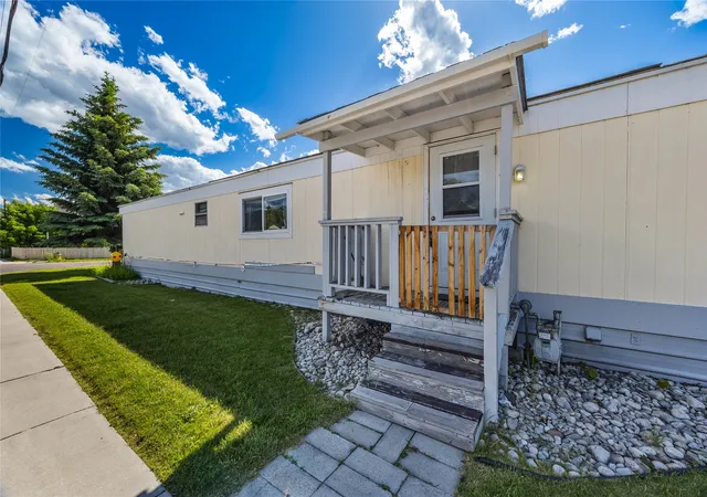 2nd image of 2400 Agnes Ave, Missoula, MT 59801 | MLS# 30073074