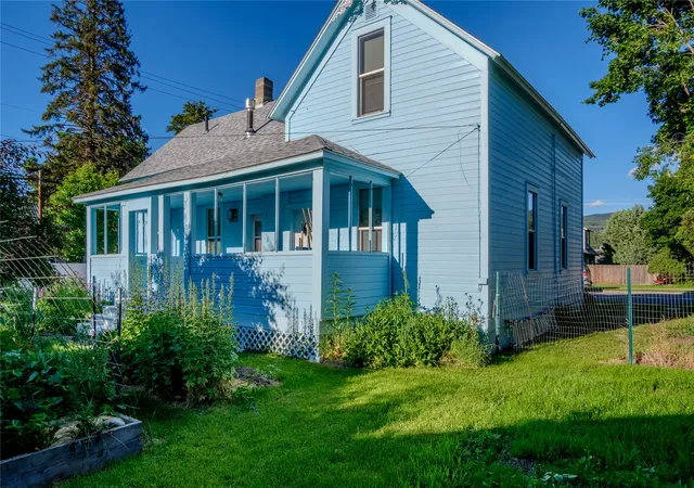3rd image of 1102 Dakota Ave, Libby, MT 59923 | MLS# 30073057