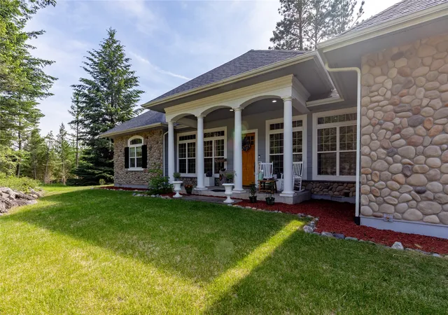 3rd image of 20245 Swan View Rd, Rollins, MT 59931 | MLS# 30072540