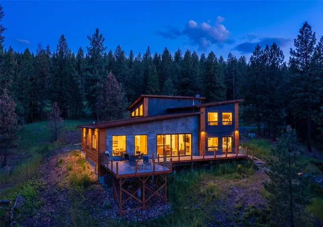 Photo 1 of Single family home for sale at 1136 Big Flt Rd, Missoula, MT 59804 | MLS# 30073022 | Listing updated on 2026-08-26