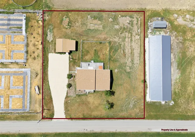 Homes for sale in Corvallis, MT | 877 Oil Well Rd, Corvallis, MT 59828 | MLS# 30069745