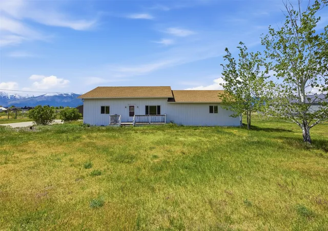 Homes for sale in Corvallis, MT | 877 Oil Well Rd, Corvallis, MT 59828 | MLS# 30069745