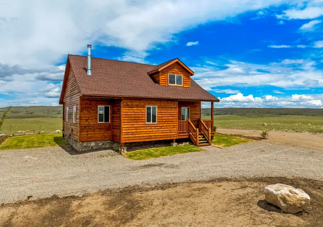 Homes for sale in Augusta, MT | 7985 N Cottonwood Dr, Augusta, MT 59410 | MLS# 30072766