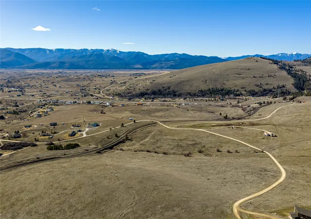 10th image of 8100 Brow Tine Dr, Missoula, MT 59808 | MLS# 30073187