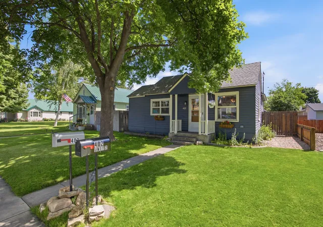 2nd image of 402 N 3rd St, Hamilton, MT 59840 | MLS# 30072641