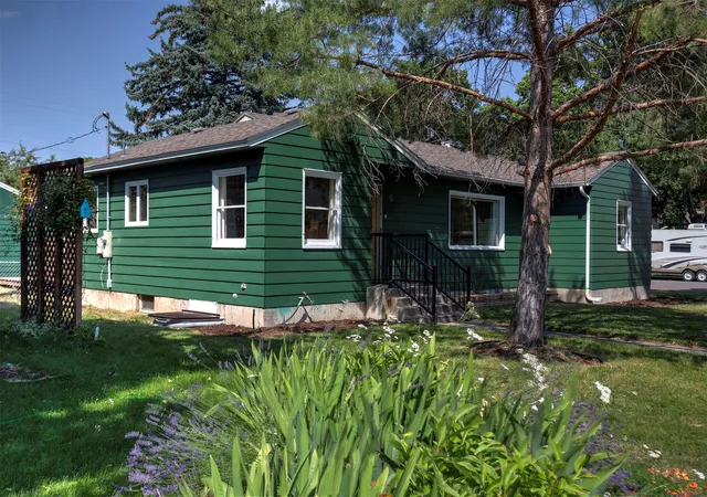 2nd image of 604 Dearborn Ave, Missoula, MT 59801 | MLS# 30073095