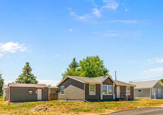 1st image of 101 S 2nd St, Roberts, MT 59070 | MLS# 30073213