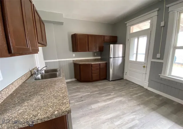 Photo 4 of House for sale at 315 N - 321 Washington St, Butte, MT 59701 | MLS# 30073230 | Listing updated on 2026-07-07