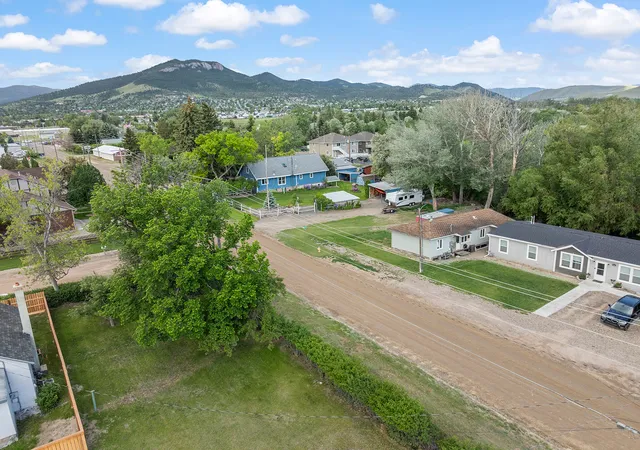 4th image of 100 Reed Ave, Helena, MT 59602 | MLS# 30073310