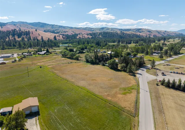 1st image of Nhn Old Darby Rd, Darby, MT 59829 | MLS# 30072944