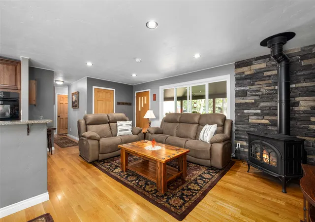 5th image of 516 Peaceful Dr, Bigfork, MT 59911 | MLS# 30073089