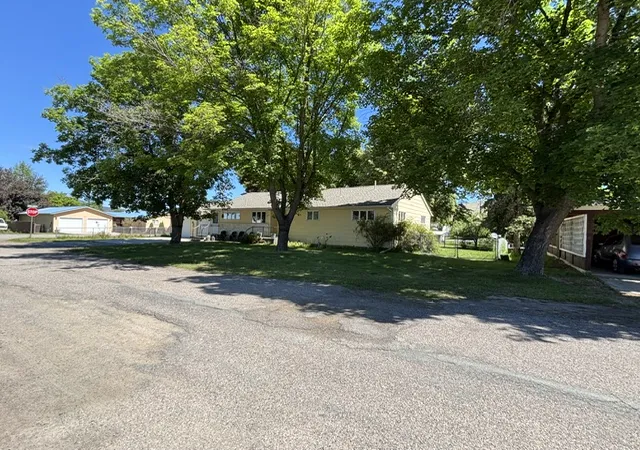 Photo 4 of Single family home for sale at 206 W Stanton St, Plains, MT 59859 | MLS# 30073319 | Listing updated on 2026-07-01