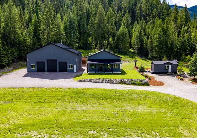 2nd image of 184 Longrider Ln, Lakeside, MT 59922 | MLS# 30073269
