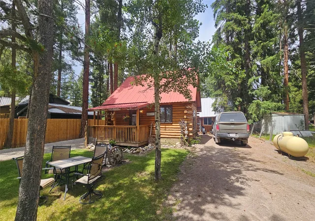 Homes for sale in Lincoln, MT | 806 N Third St, Lincoln, MT 59639 | MLS# 30073436