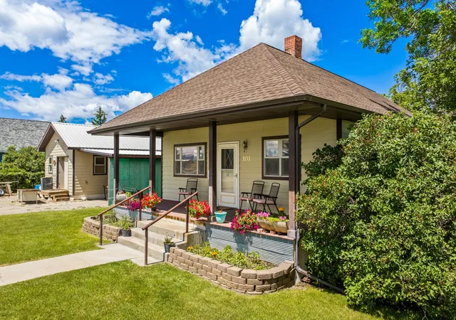 Homes for sale in Stanford, MT | 101 4Th Ave S, Stanford, MT 59479 | MLS# 30073371