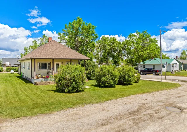 Homes for sale in Stanford, MT | 101 4Th Ave S, Stanford, MT 59479 | MLS# 30073371