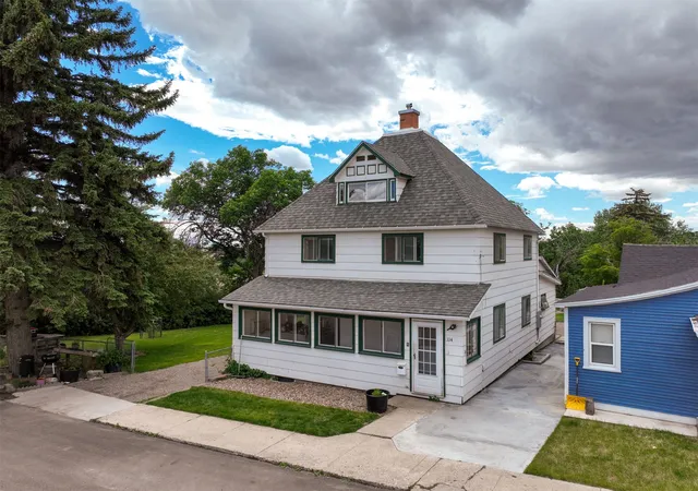 Homes for sale in Black Eagle, MT | 114 22nd St, Black Eagle, MT 59414 | MLS# 30073096