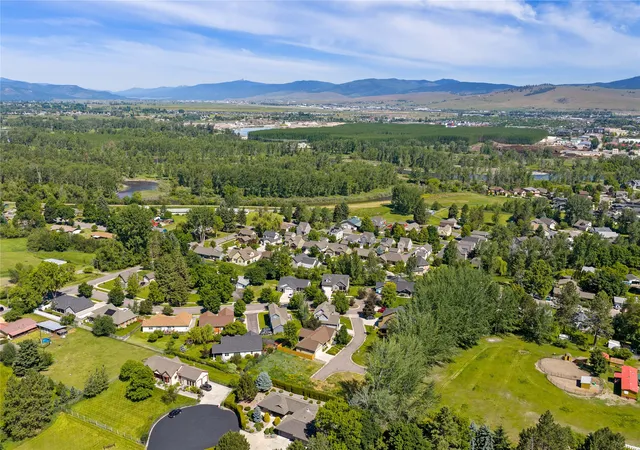 3rd image of 2719 Emery Pl, Missoula, MT 59804 | MLS# 30073484