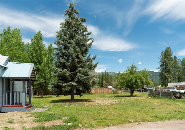 Homes for sale in Libby, MT | 78 Airstrip Rd, Libby, MT 59923 | MLS# 30067634