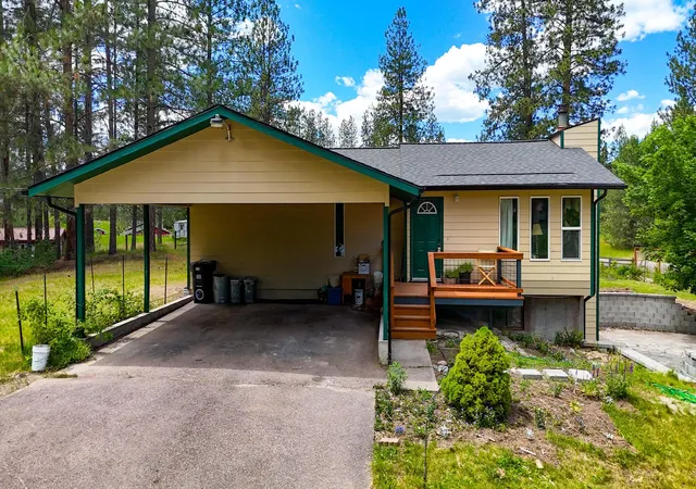 Photo 1 of Single family home for sale at 35725 Carlyle Ln, Ronan, MT 59864 | MLS# 30073518 | Listing updated on 2026-08-01